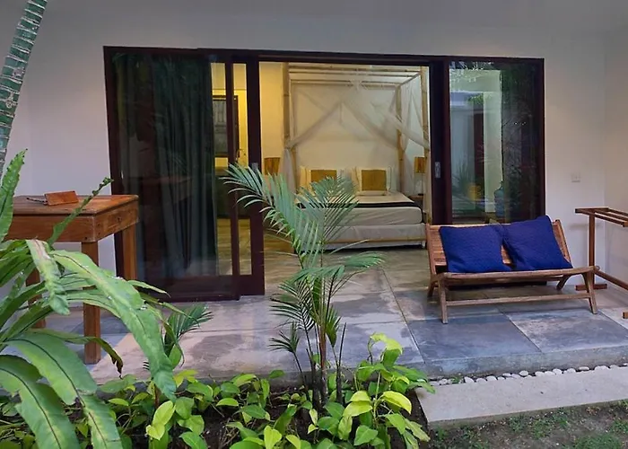 Your Tropical Oasis Mason *